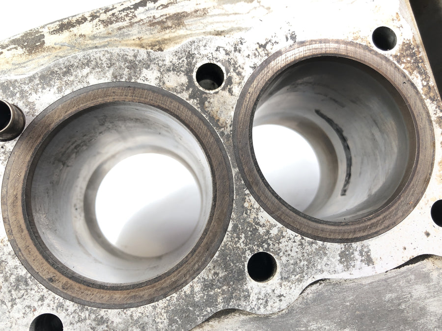 Honda CB 650 RC03 [1981] - Cylinder with piston