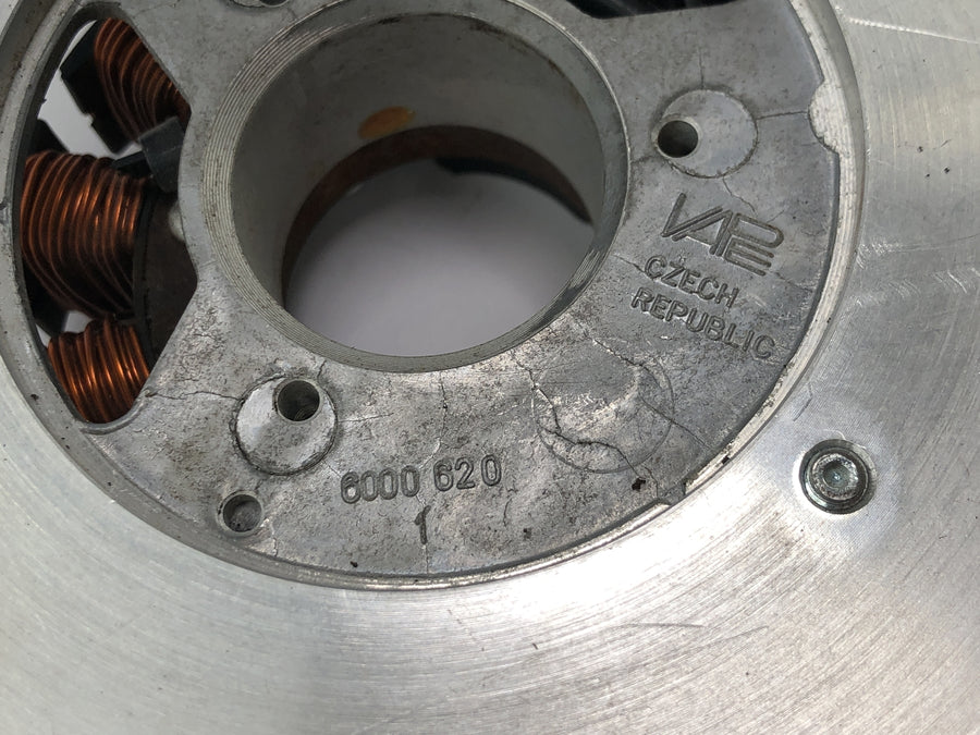 Yamaha XT 500 1U6 [1981] - Stator Lichtmaschine Zündgrundplatte Generator Ladestator