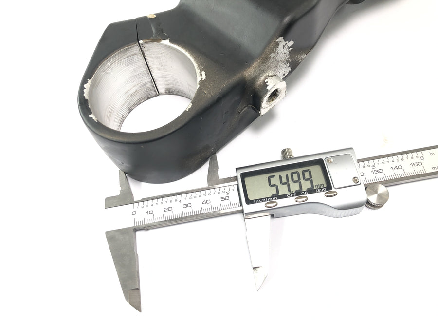 Suzuki VZ 1500 WVCU [2011] - Fork bridge control head lower fork bridge