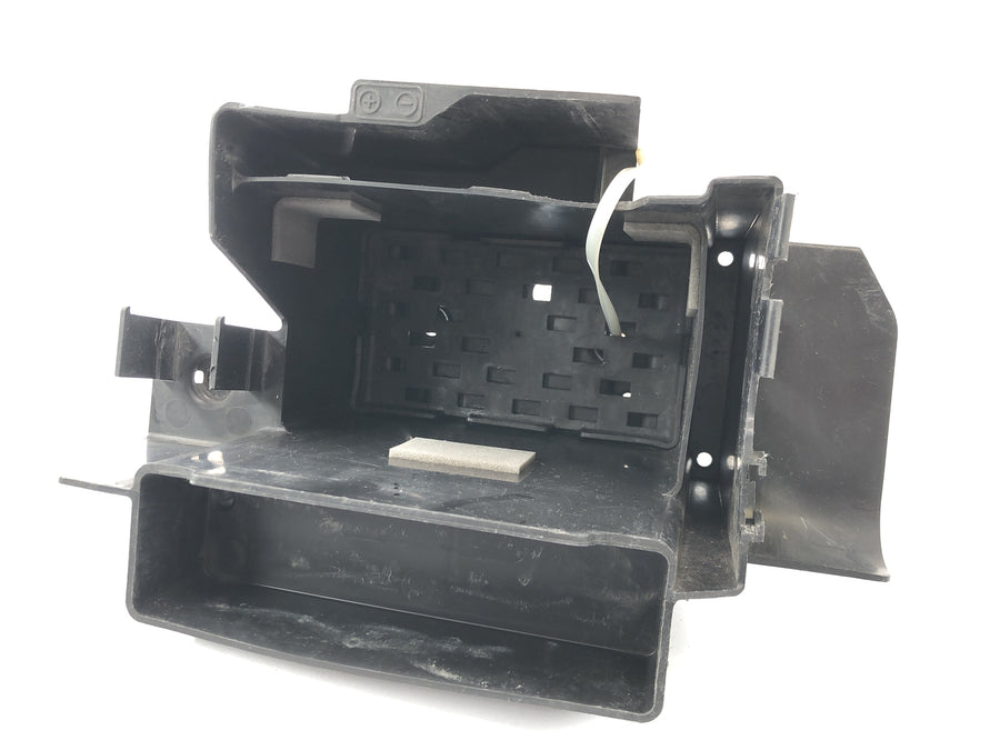 Suzuki VZ 1500 WVCU [2011] - Batteriekasten Halterung Akkugehäuse