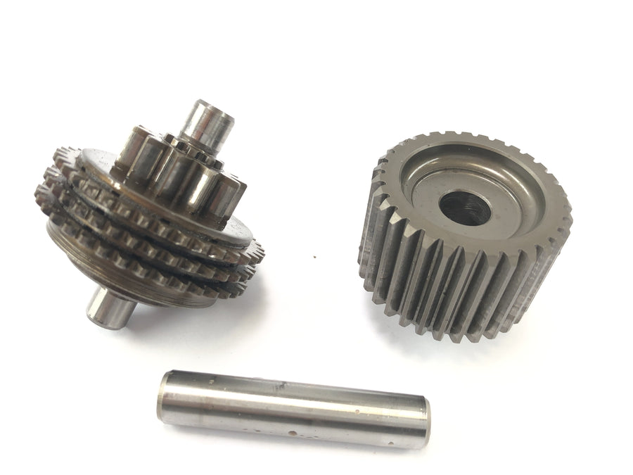 Suzuki VZ 1500 WVCU [2011] - starter gears starter motor gears