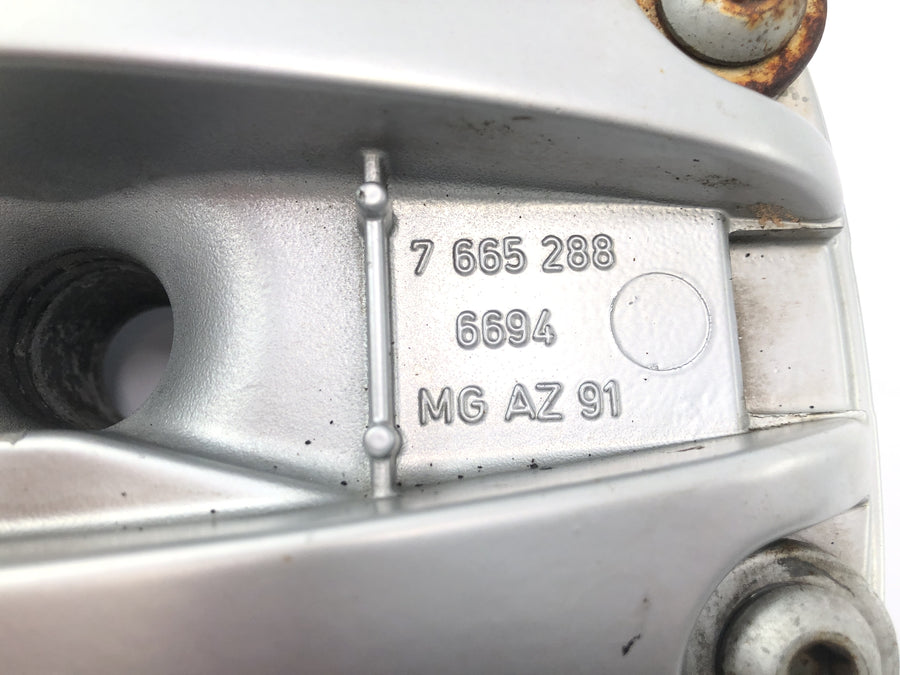 BMW R 1150 GS R21 [2002] - valve cover on the right