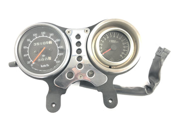 Triumph Adventurer 900 T309RT [1998] - Cockpit speedometer tachometer not original - 0