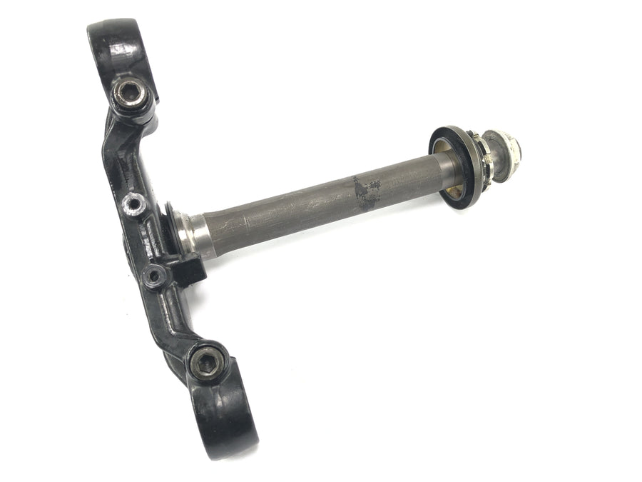 Honda CBX 750 RC17 [1984] - fork bridge below
