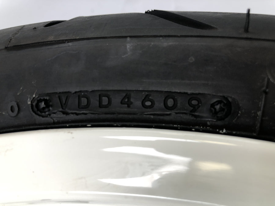 Suzuki GSX-R 1100 W GU75 C [1994] - jante avant 3,50 x 17"