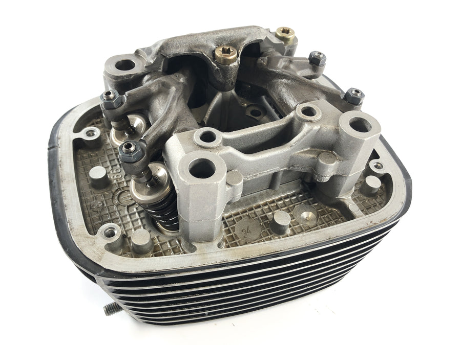 BMW R 1200 C 259c [1997] - cylinder head on the right with camshaft stone and camshaft