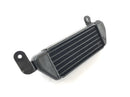 Triumph Speed ​​​​Triple 955i [1999] - Radiateur d'huile-4