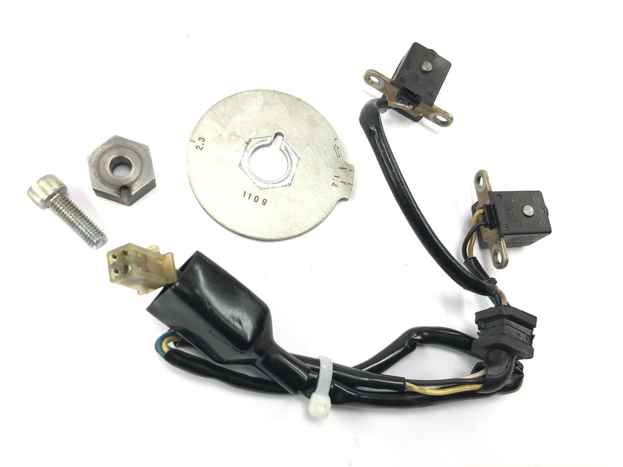 Kawasaki GPZ 1000 RX [1987] - Ignition pulse generator pickup sensor plate sensor wiring harness