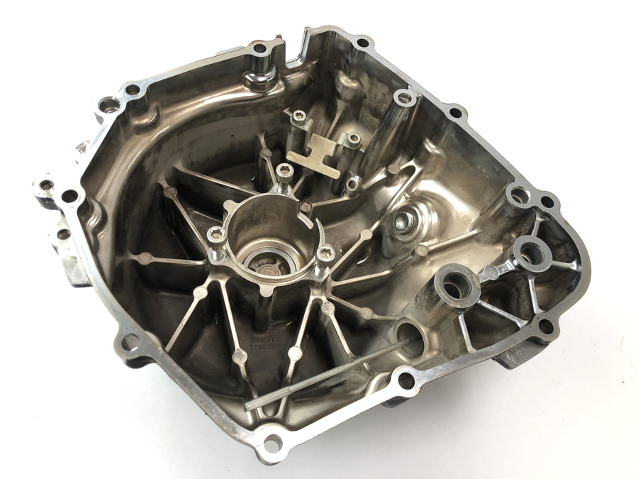 Suzuki VZ 1500 WVCU [2011] - Alternator cover Lima cover Engine cover left