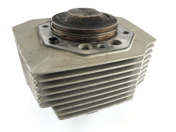 Moto Guzzi Norge 1200 [2006] - cylinder with pistons on the right