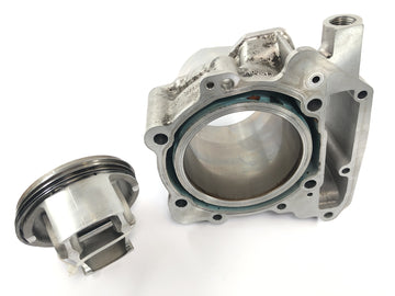 Aprilia RSV 1000 R [2004] - Cylinder with rear piston - 0