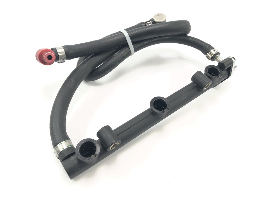 Triumph Daytona 955i T595N [2003] - Injection strips Fuel distributor