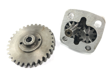 Moto Guzzi V7 Special [1971] - Oil pump gear pump pump wheel pump housing