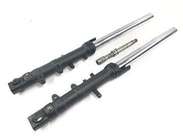 Yamaha MT 03 RM02 [2007] - Fourche fourche télescopique avec axe tubes de fourche barres de fourche