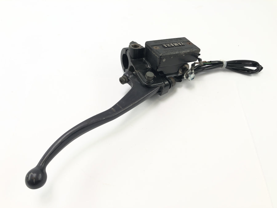 Yamaha XT 600 43F [1985] - brake pump in front brake lever brake handle fitting right