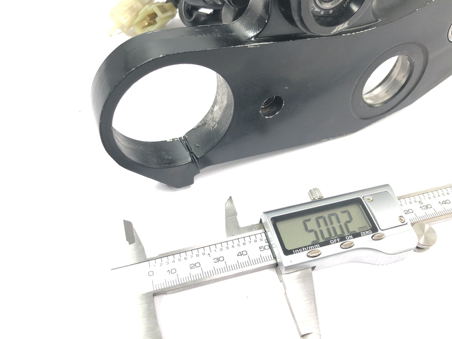 Yamaha YZF R1 RN04 [2001] - Lock set with ignition lock, tank cap, steering lock, fork bridge at the top