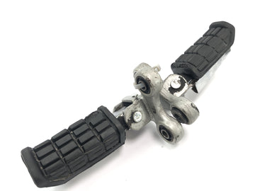 Yamaha FJ 1100 47E [1985] - driver's footrests left and right