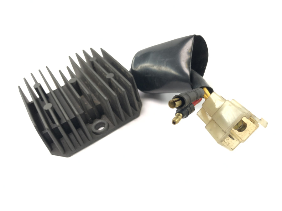 Honda SLR 650 RD09 [1997] - Rectifier du régulateur de tension Motorcycle