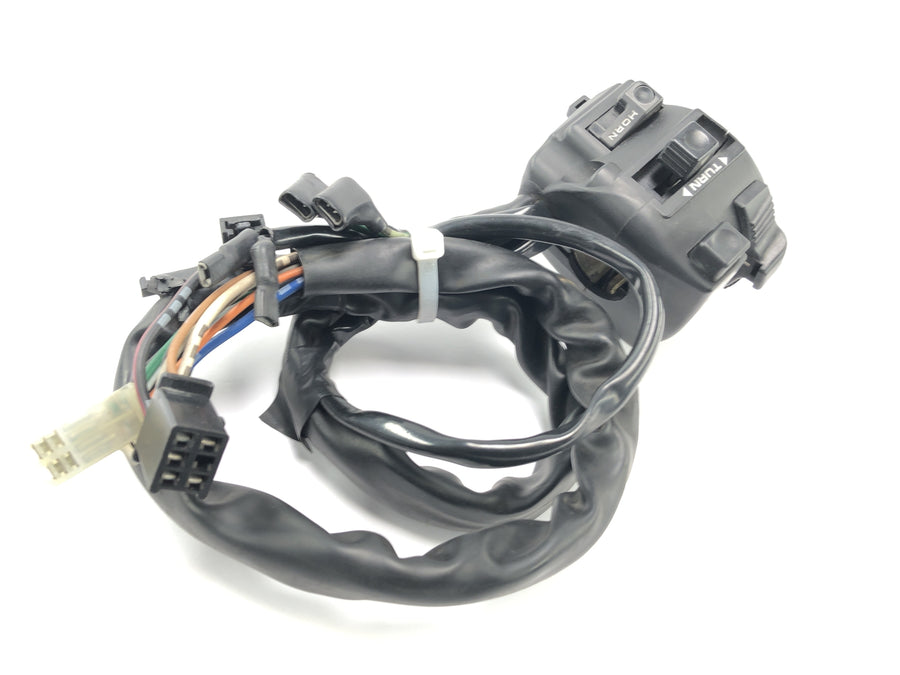 Honda CBR 900 RR SC28 [1994] - handlebar switch on the left handlebar fittings