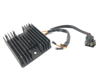 Triumph Sprint ST 1050 [2005] - controller rectifier tension regulator - 0