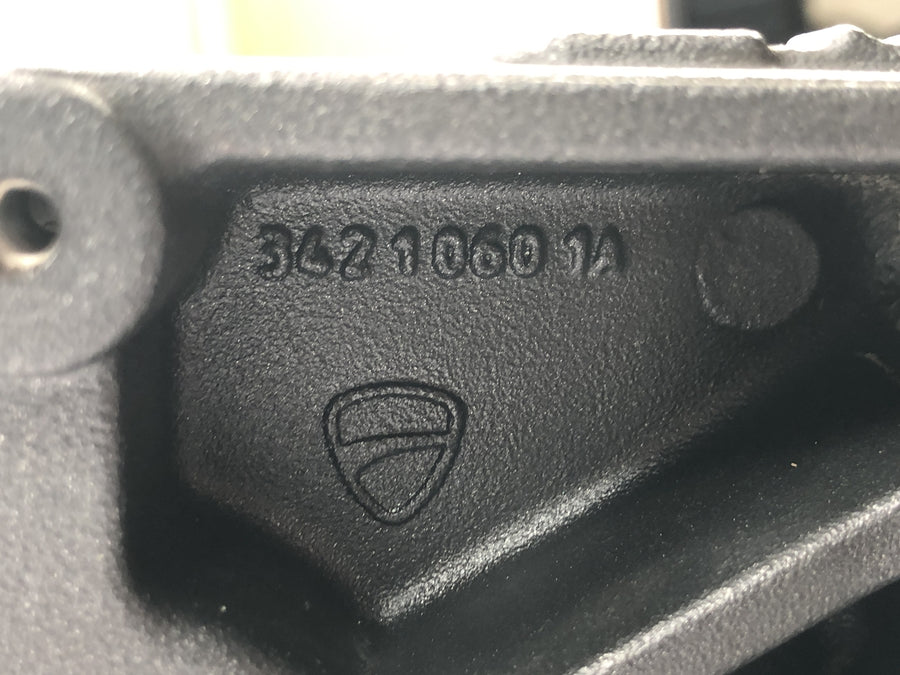 Ducati Multistrada 1200 S Touring [2009] - lower fork clamp
