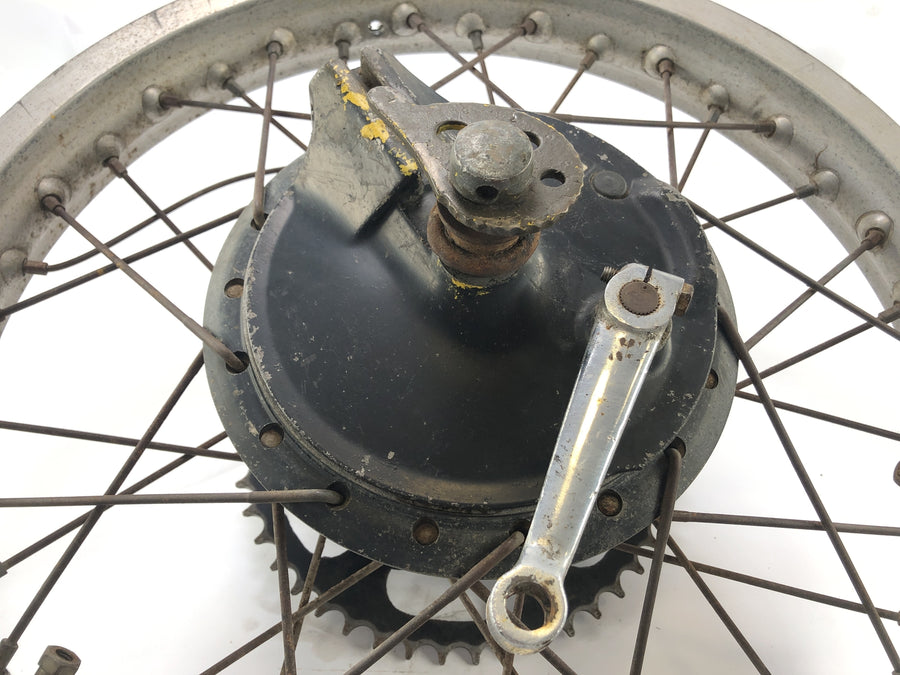 Yamaha XT 500 1U6 [1981] - Rear wheel rim with brake drum