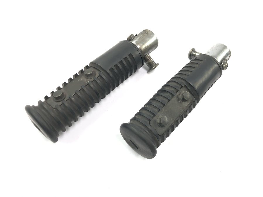 Kawasaki VN 800 VN800A [1996] - Rear passenger footrests foldable
