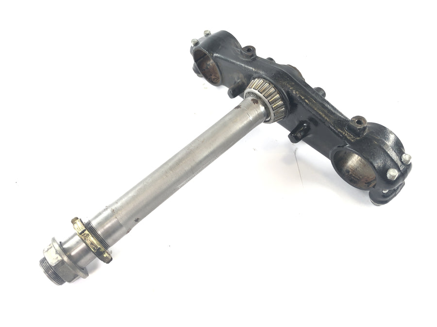 Honda NX 650 RD08 [1995] - fork bridge below handlebar recording tax rate