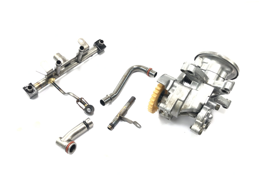 Yamaha V Max 1200 2LT [1998] - Oil pump oil supply