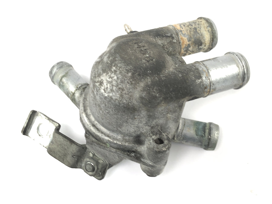 Honda XRV 750 Africa Twin RD04 [1992] - Kühlmittelthermostat Kühlmittelthermostatgehäuse Kühlmittelverteiler Wasserverteiler