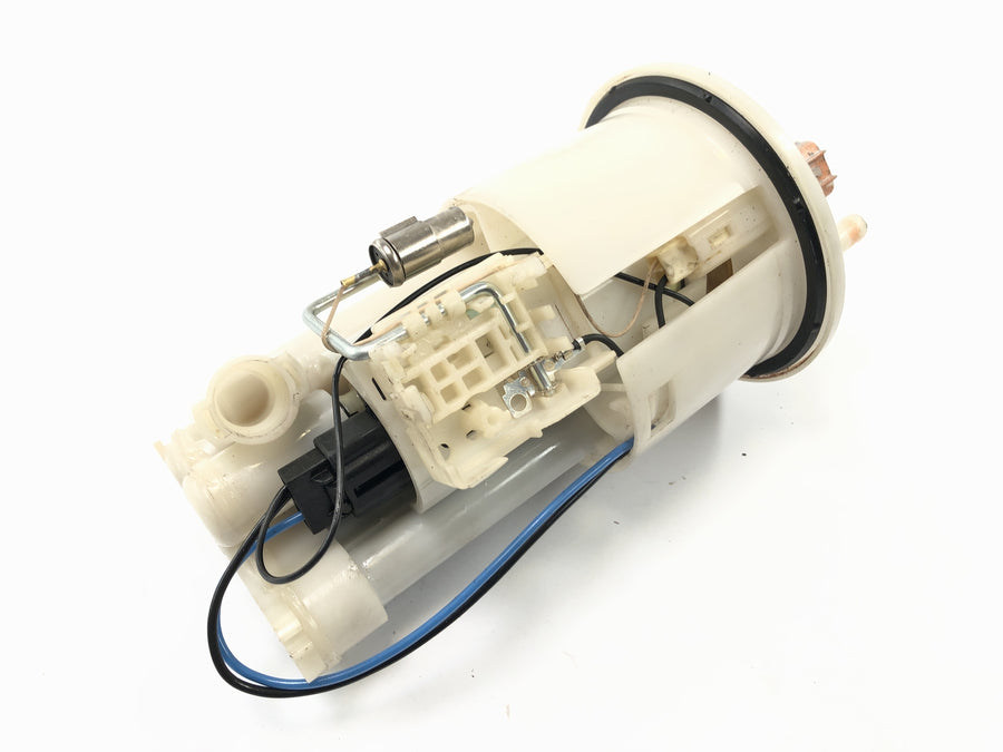 Yamaha YZF R1 RN09 [2003] - Fuel pump petrol pump tank pump