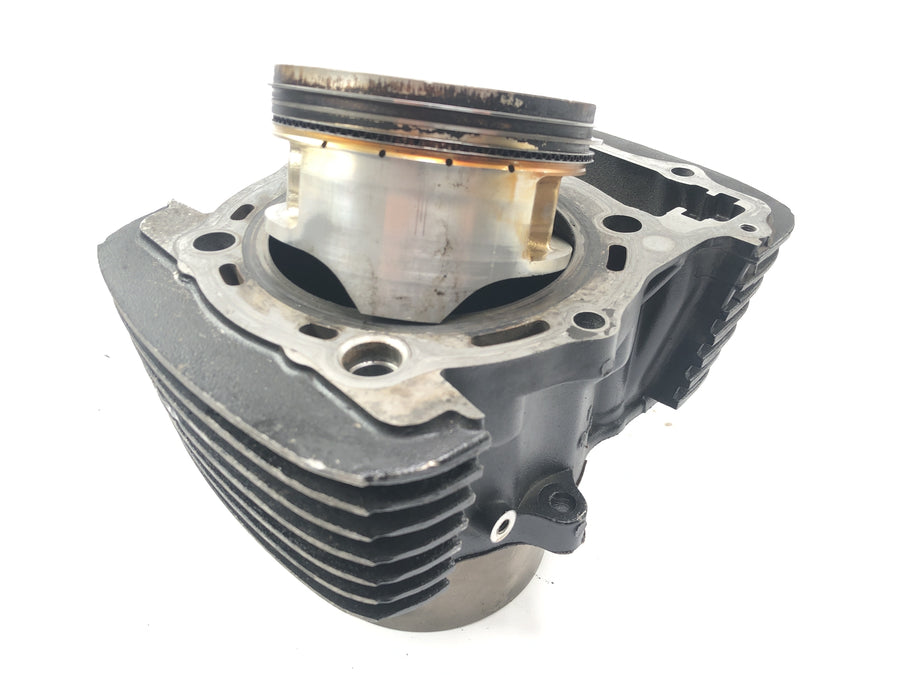 Kawasaki VN 1500 Classic VNT50D [2001] - cylinder Kit cylinder with pistons at the back