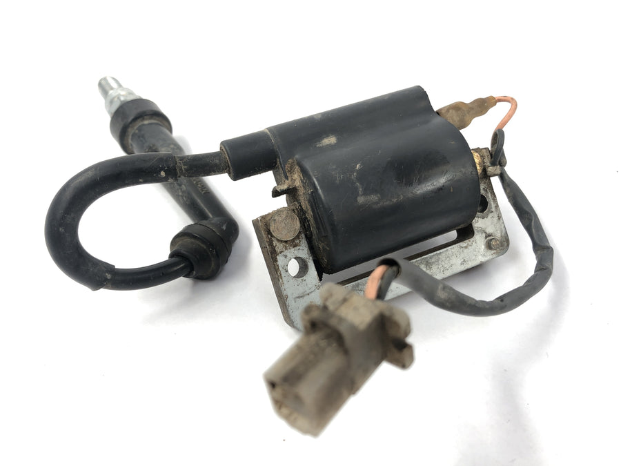 Yamaha TT 600 R DJ01 [1998] - Zündspule mit Zündkabel und Zündkerzenstecker