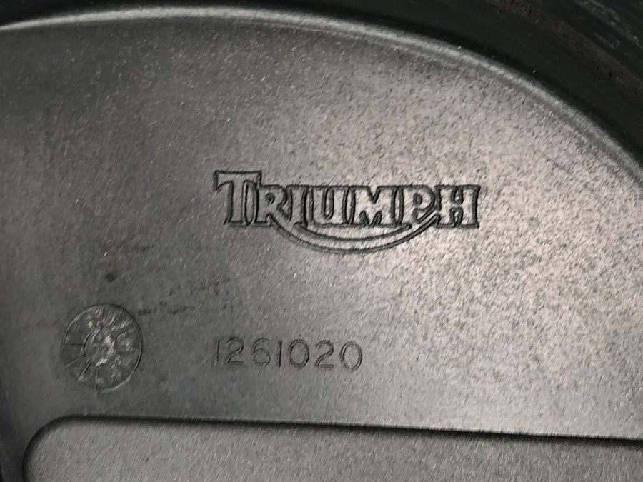 Triumph Speed ​​Triple T509 [1998] - Sprocket cover engine cover