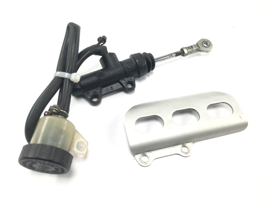 Moto Guzzi V11 Sport [1999] - Rear brake pump rear wheel brake cylinder