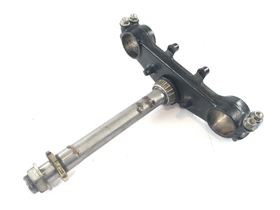 Honda NX 650 RD08 [1995] - fork bridge below handlebar recording tax rate