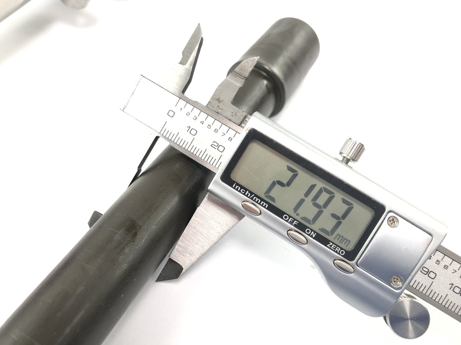 Yamaha XJR 1300 RP06 [2002] - Fourche fourche télescopique avec axe