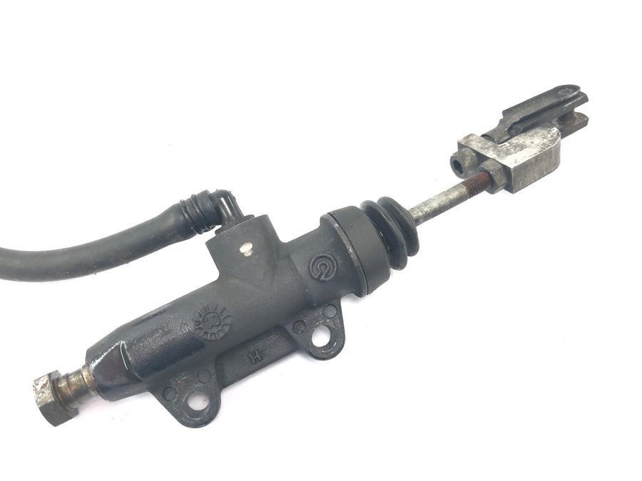 Aprilia RSV 1000 RP Mille [2001] - Rear brake pump