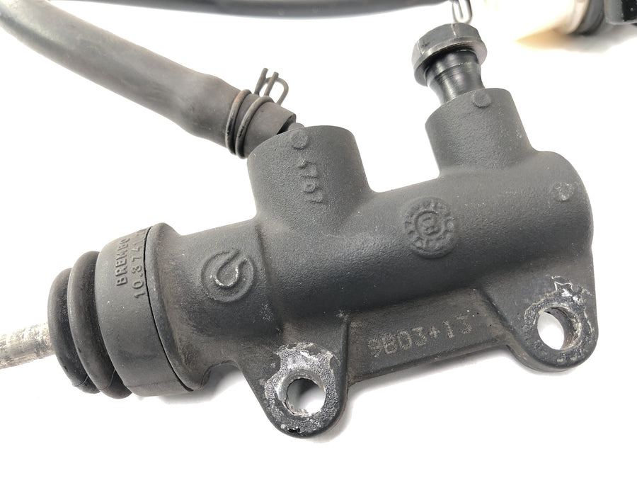 Moto Guzzi Stelvio 1200 4V [2009] - brake pump behind