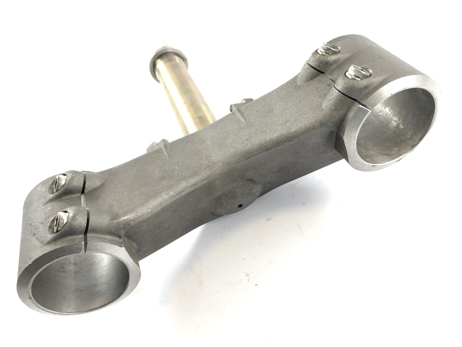Ducati 1098 S H7 [2009] - fork bridge below