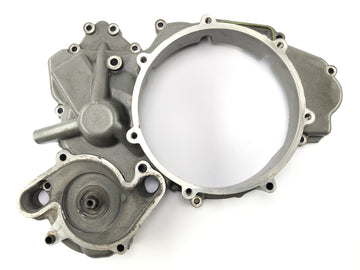 KTM 950 SM LC8 [2008] - Coupler les couvercles à l'intérieur du couvercle du moteur de la pompe à eau à droite
