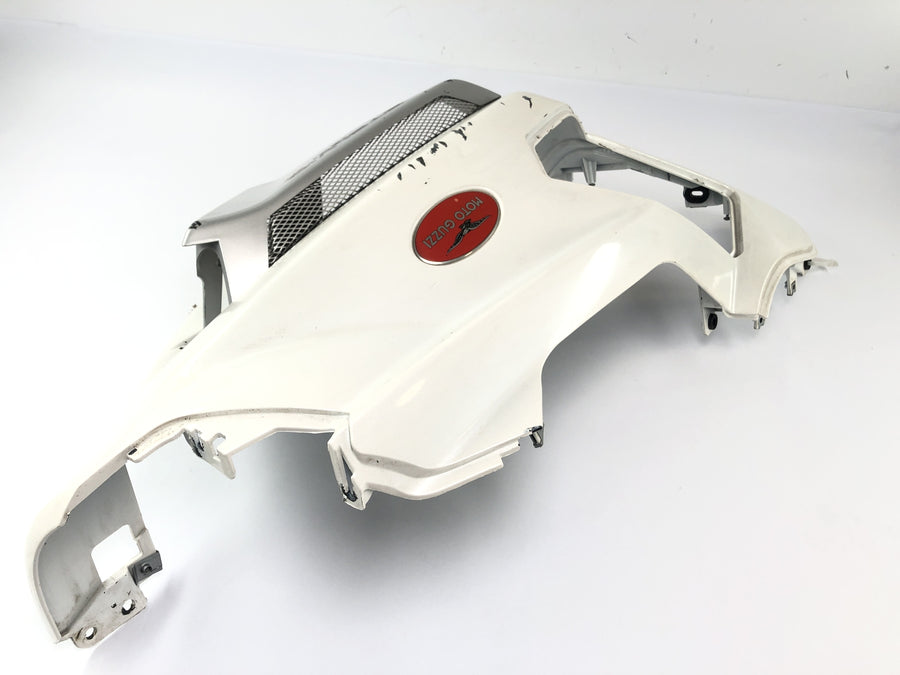 Moto Guzzi Stelvio 1200 4V [2009] - Covered side part on the right displacement part