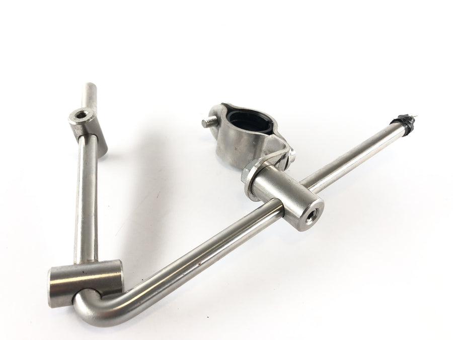 Suzuki VS 1400 VX51L [1987] - Windshield Visor Mounting Bracket