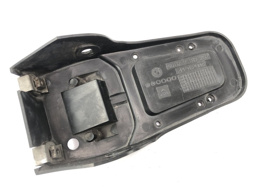 BMW R 1150 GS R21 [2002] - Cache pare-boue pour support de feu arrière