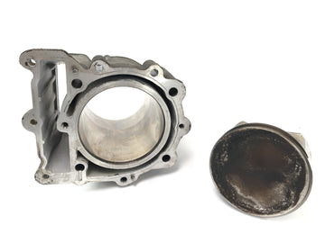 BMW F 650 GS R13 [2002] - cylindre avec des pistons