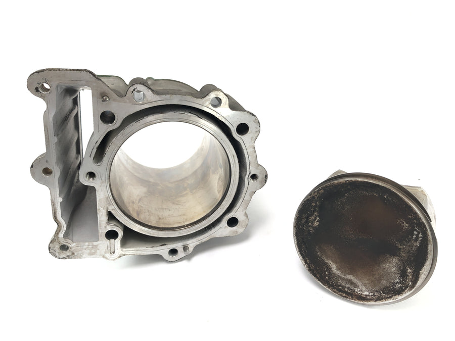 BMW F 650 GS R13 [2002] - cylindre avec des pistons
