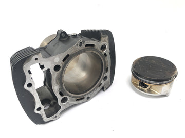 Kawasaki VN 1500 Classic VNT50D [2001] - cylinder Kit cylinder with pistons at the back