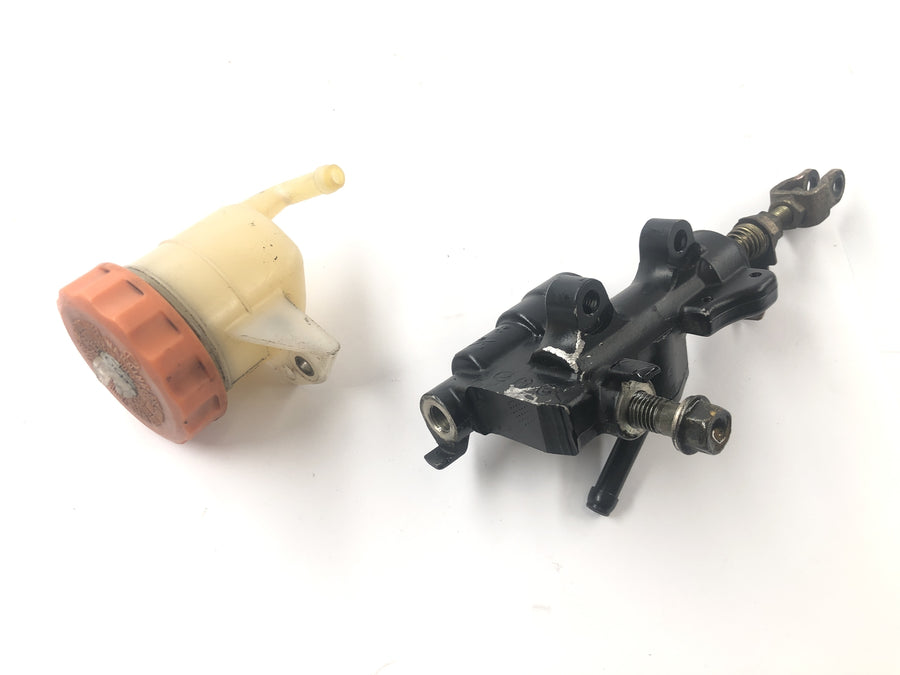 Honda GL 1500 Goldwing SC22 [1987] - Rear brake pump