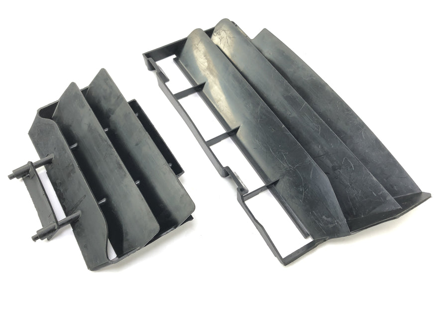 Yamaha DT 125 DE06 [2005] - Radiator grille set pair