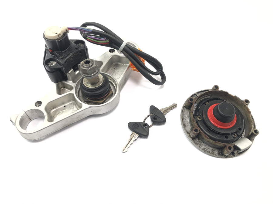 BMW K 1200 GT K12 [2003] - top fork bridge with ignition lock and tank lock